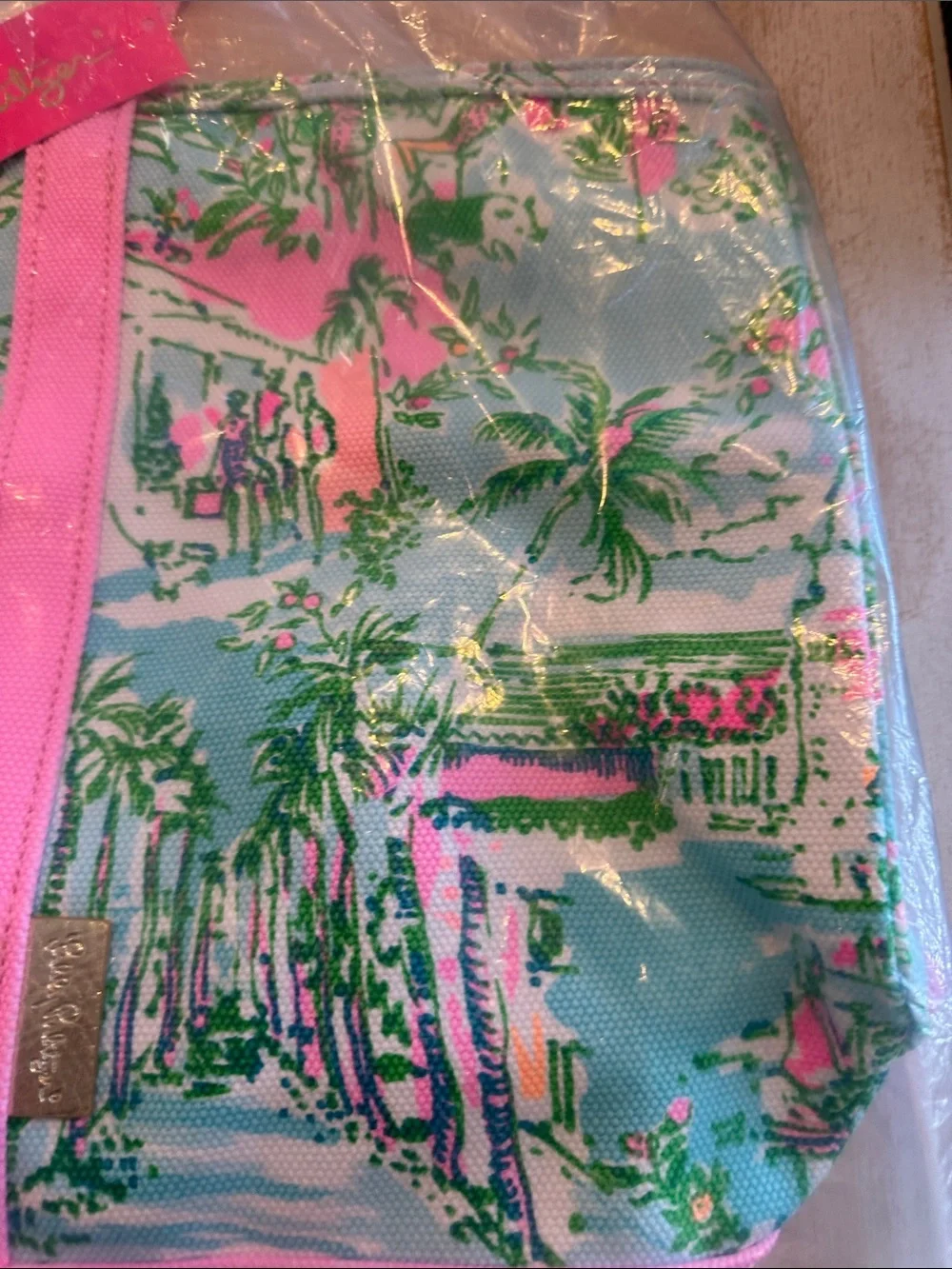 Lilly Pulitzer Mercato Tote Palm Beach Pink and Aqua Scenic Print Tote - Picture 5 of 7